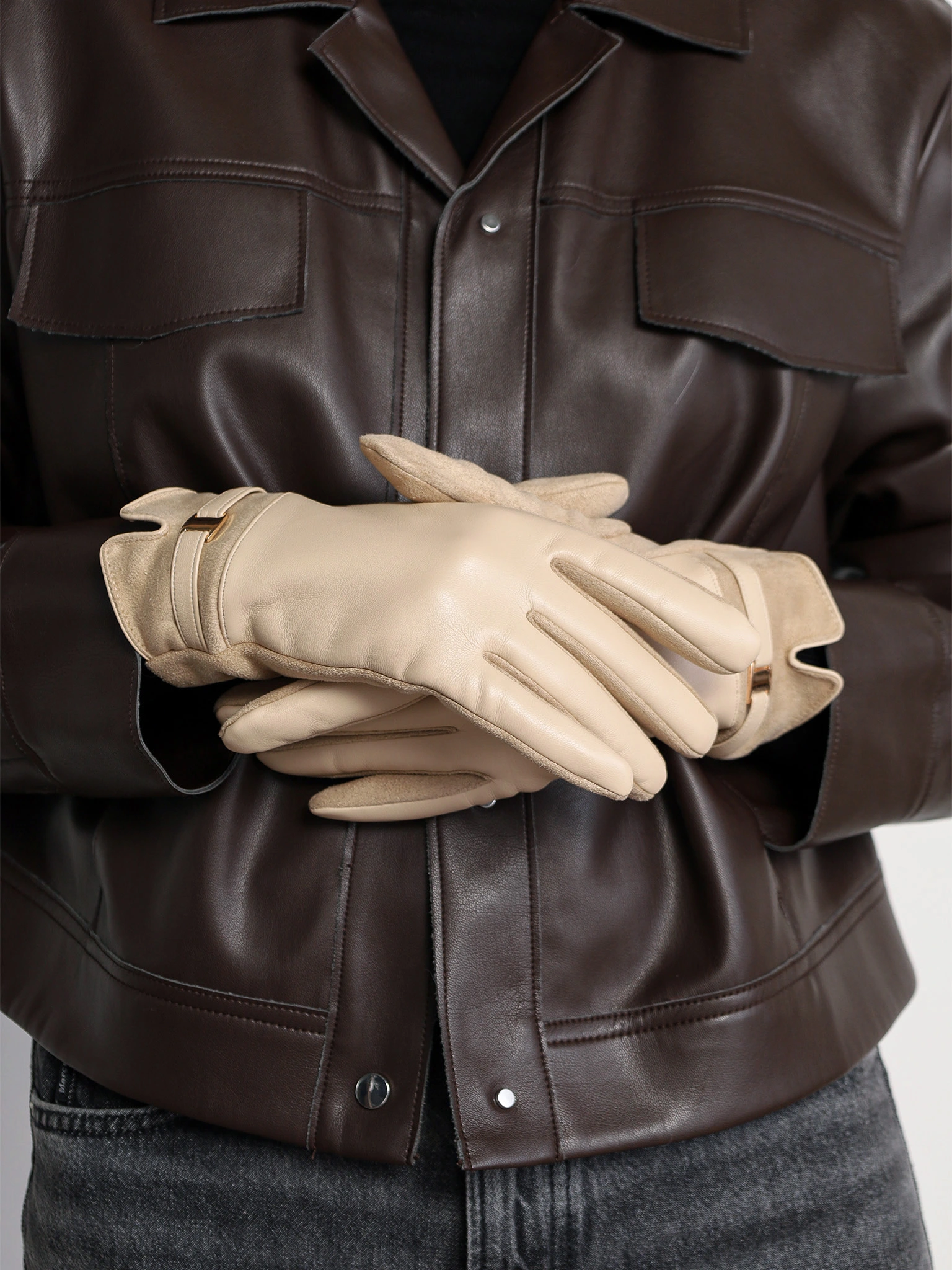 Перчатки комбинированные с декоративной пряжкой в ассортименте